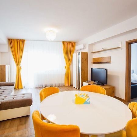 Spacious & Bright 2 Bedroom Central Apartment أرادايا المظهر الخارجي الصورة