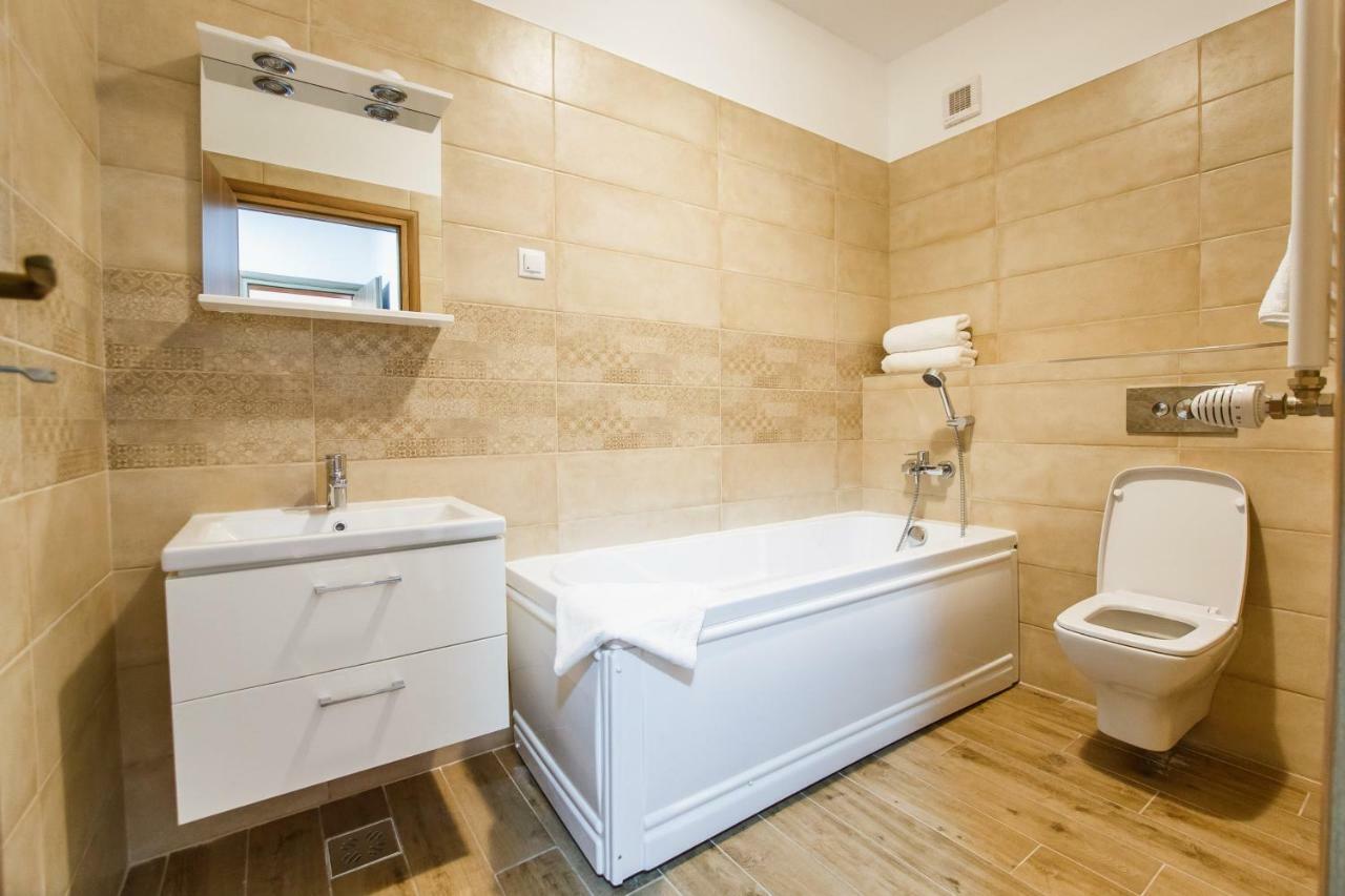 Spacious & Bright 2 Bedroom Central Apartment أرادايا المظهر الخارجي الصورة