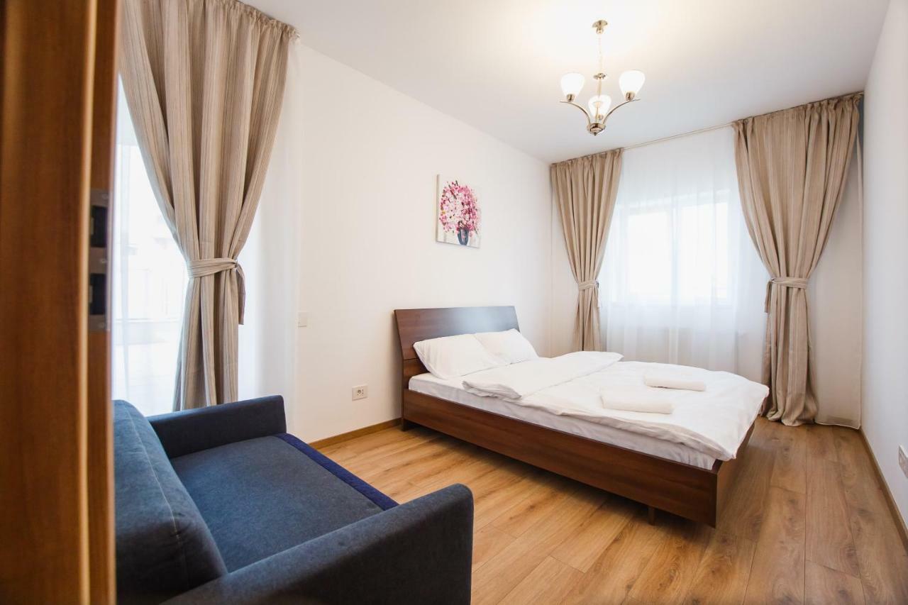 Spacious & Bright 2 Bedroom Central Apartment أرادايا المظهر الخارجي الصورة