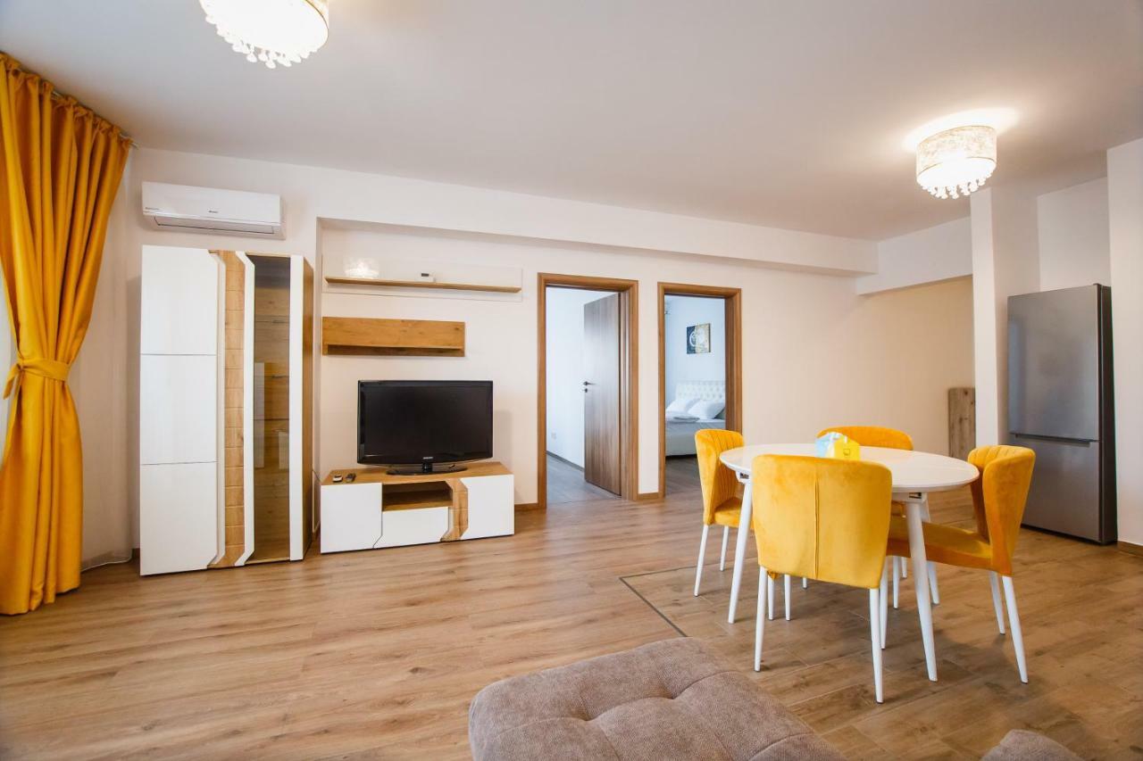 Spacious & Bright 2 Bedroom Central Apartment أرادايا المظهر الخارجي الصورة